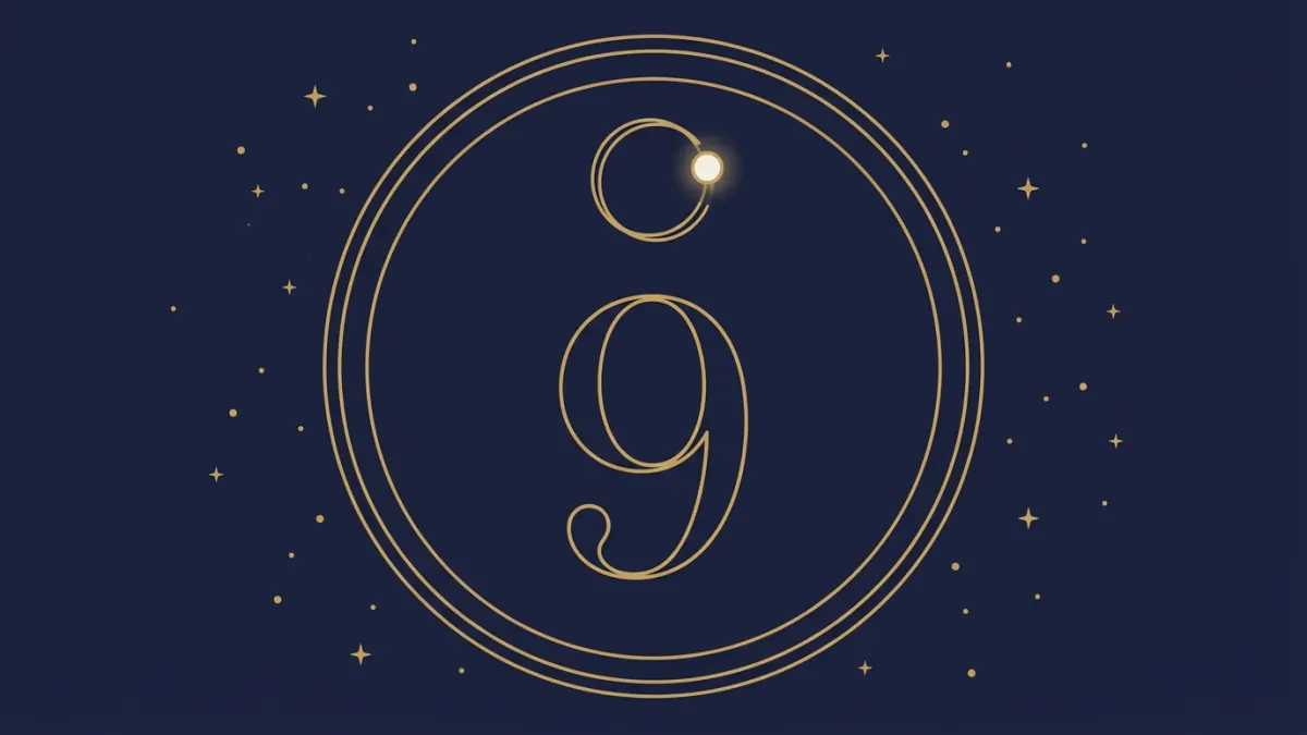 Numerologiczna 9: cyfra 9 w złotej ramie pod niemal domkniętym kręgiem